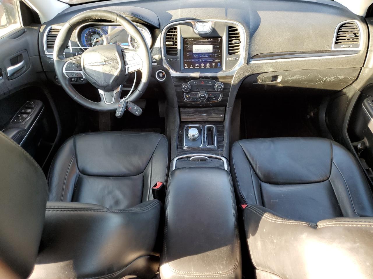 2015 Chrysler 300 - Image 8