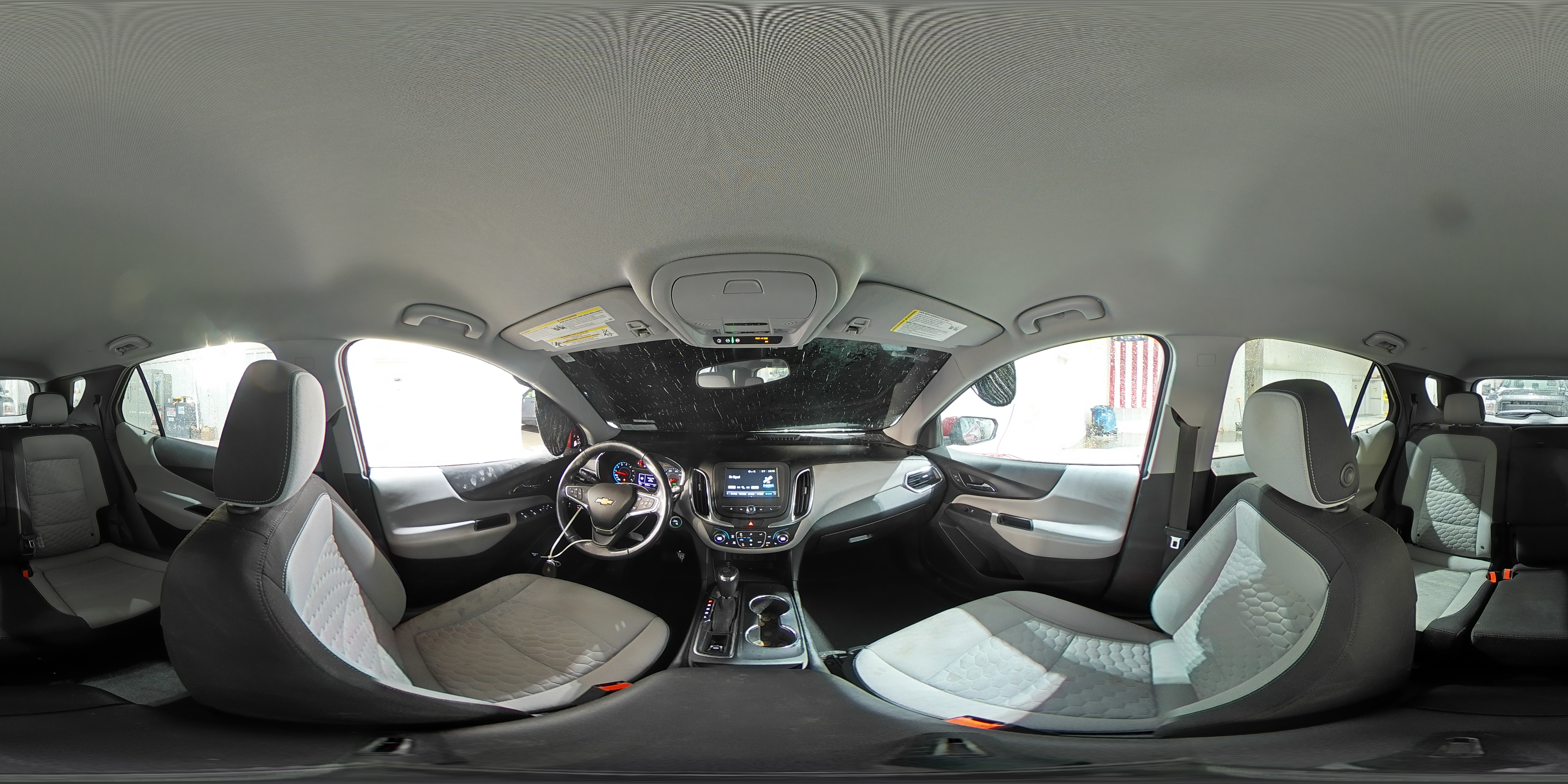 2018 Chevrolet Equinox - Image 16