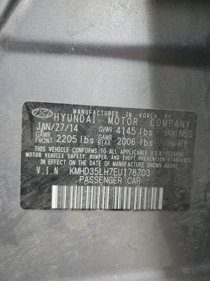 2014 Hyundai Elantra - Image 12
