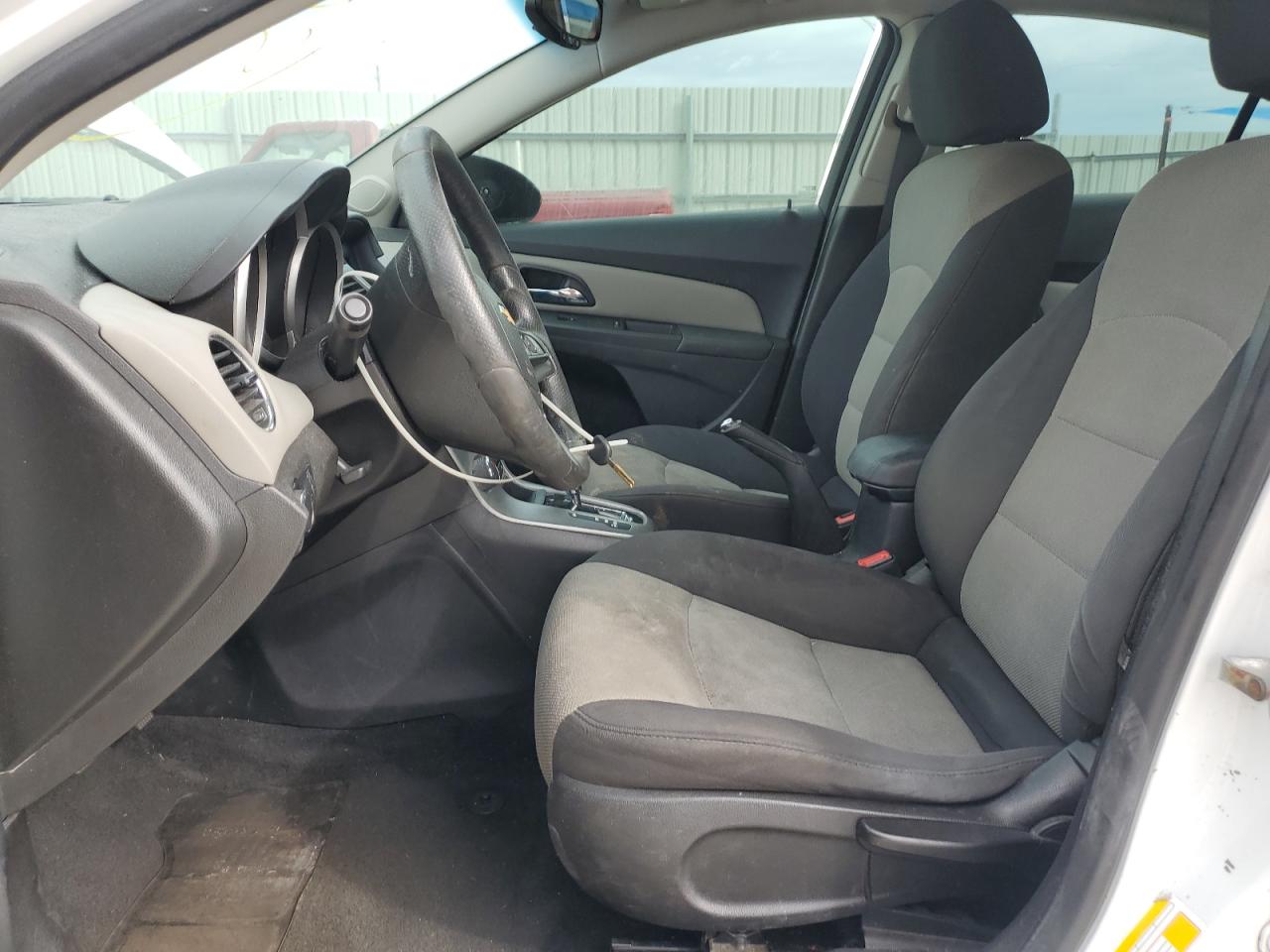 2015 Chevrolet Cruze - Image 7