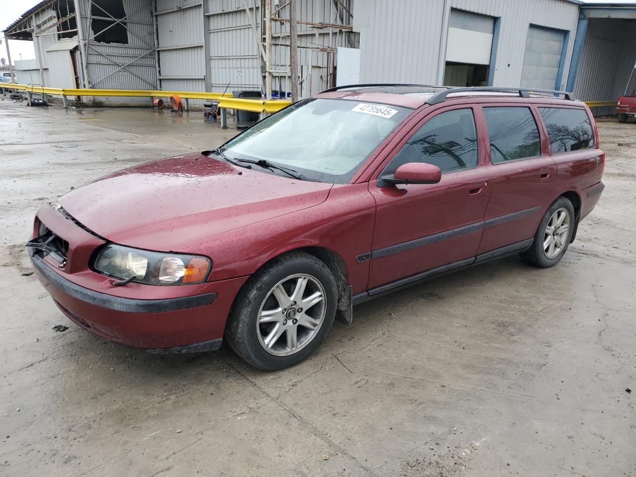 2004 Volvo V70 - Image 1