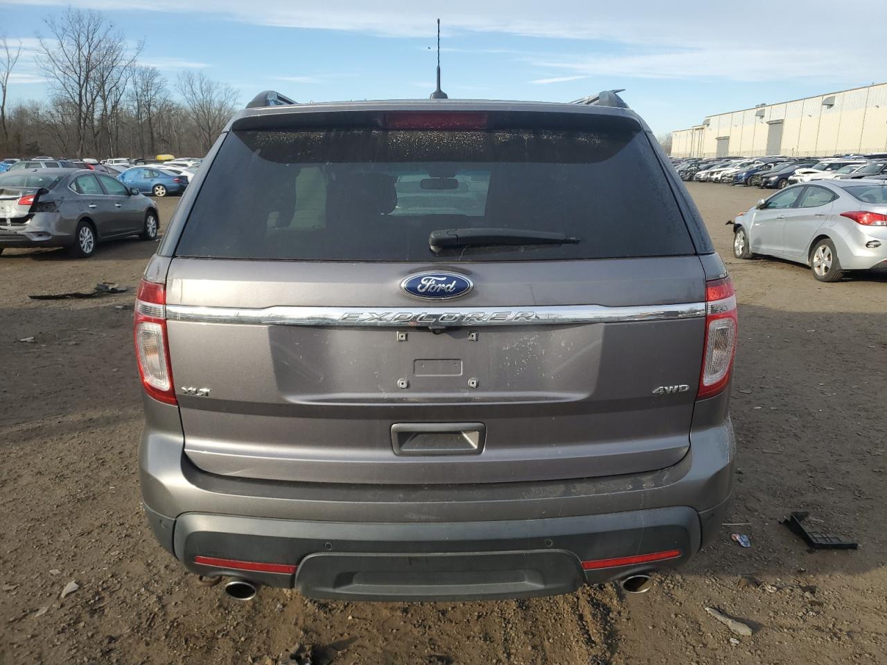 2013 Ford Explorer - Image 6