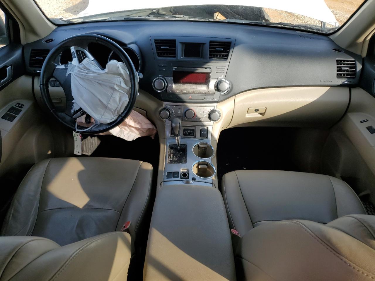 2012 Toyota Highlander - Image 8