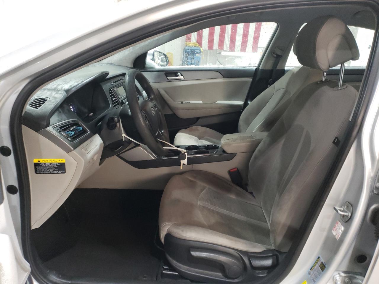 2017 Hyundai Sonata - Image 7