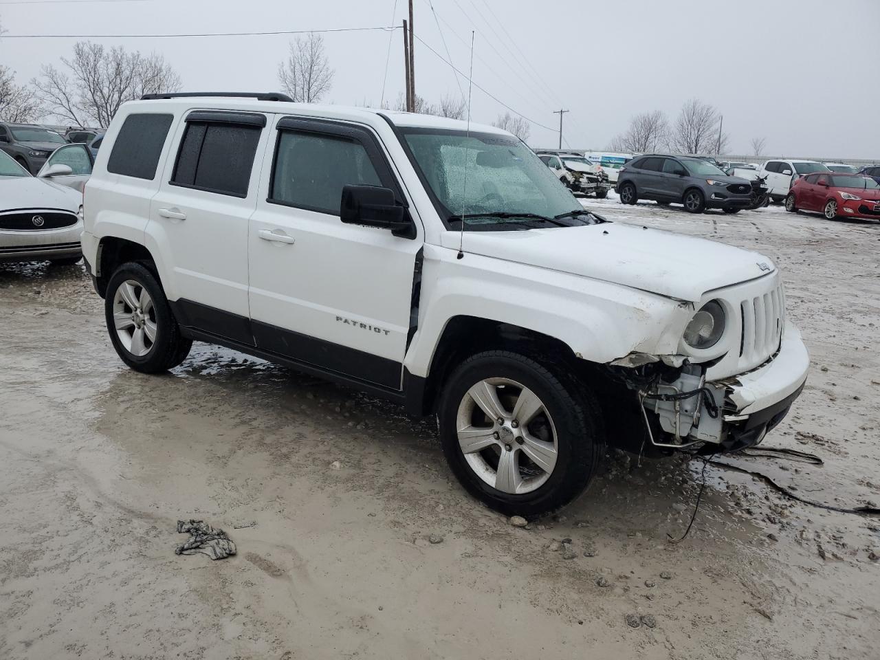 2017 Jeep Liberty (Patriot) - Image 4