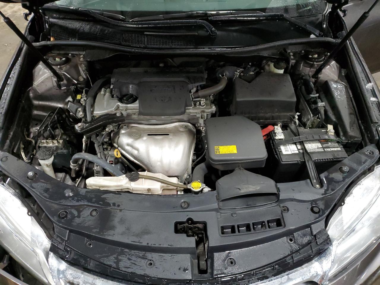 2015 Toyota Camry - Image 12