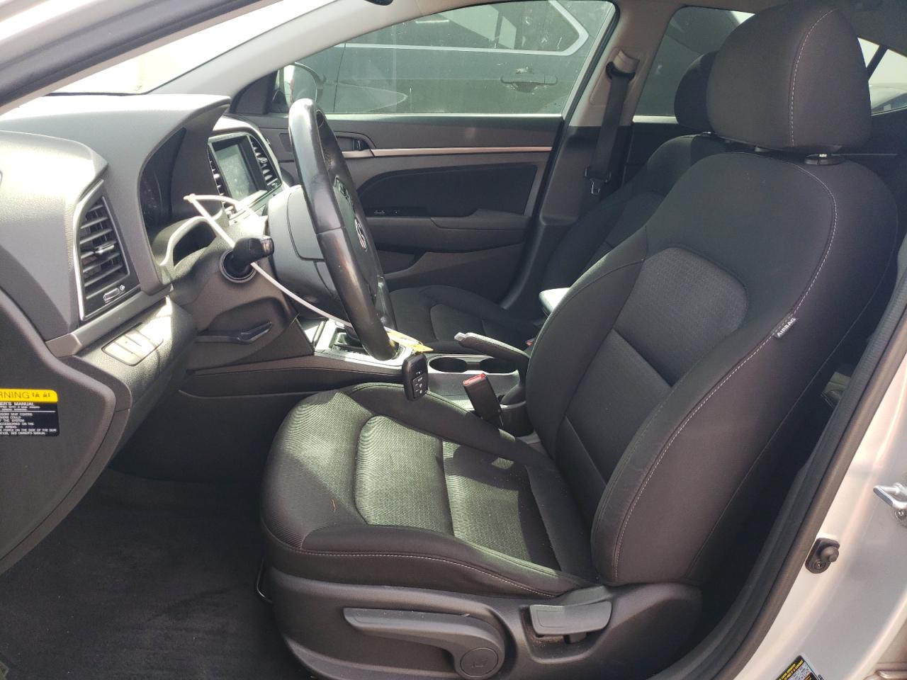 2018 Hyundai Elantra - Image 7