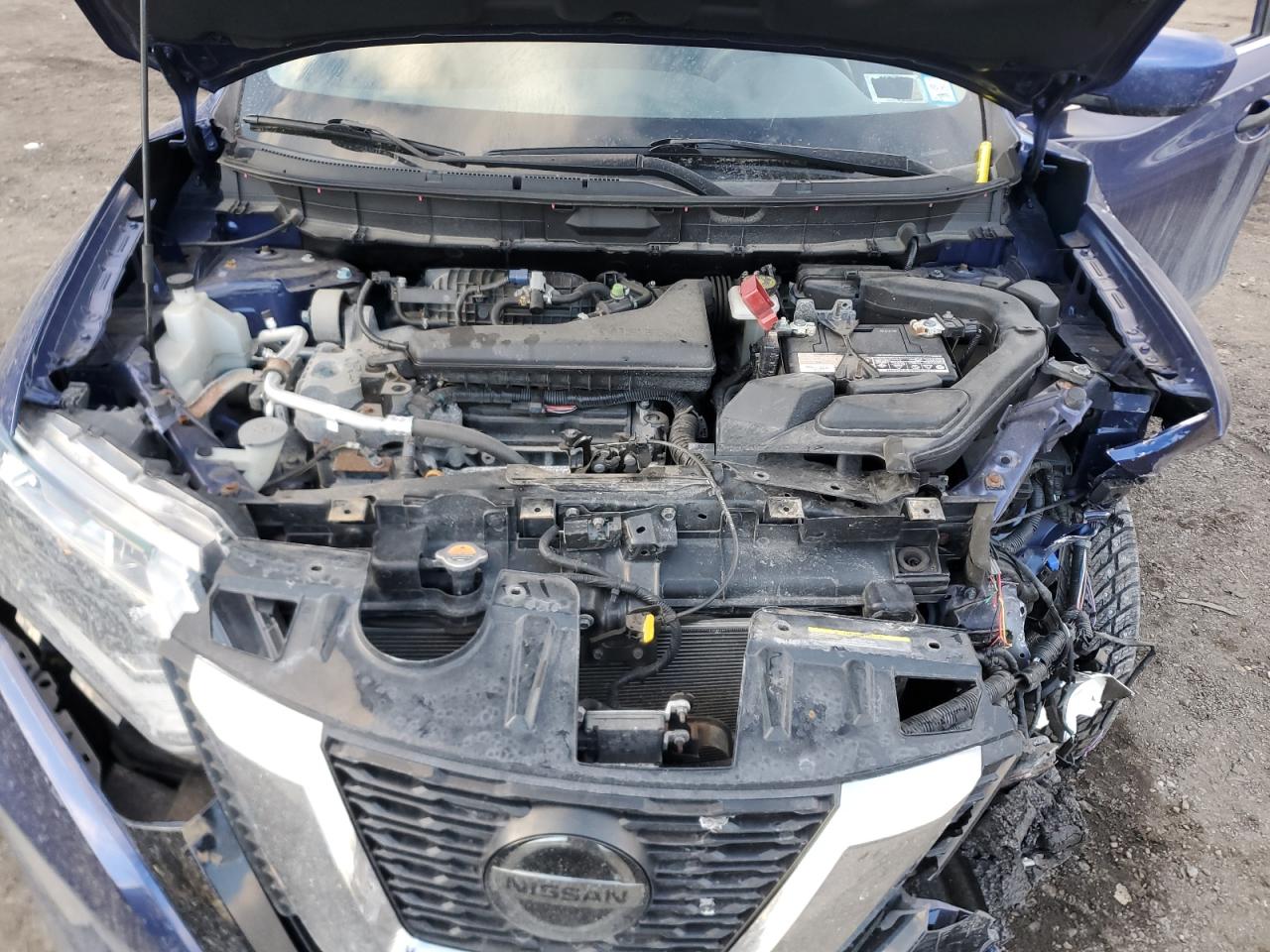 2018 Nissan Rogue - Image 12