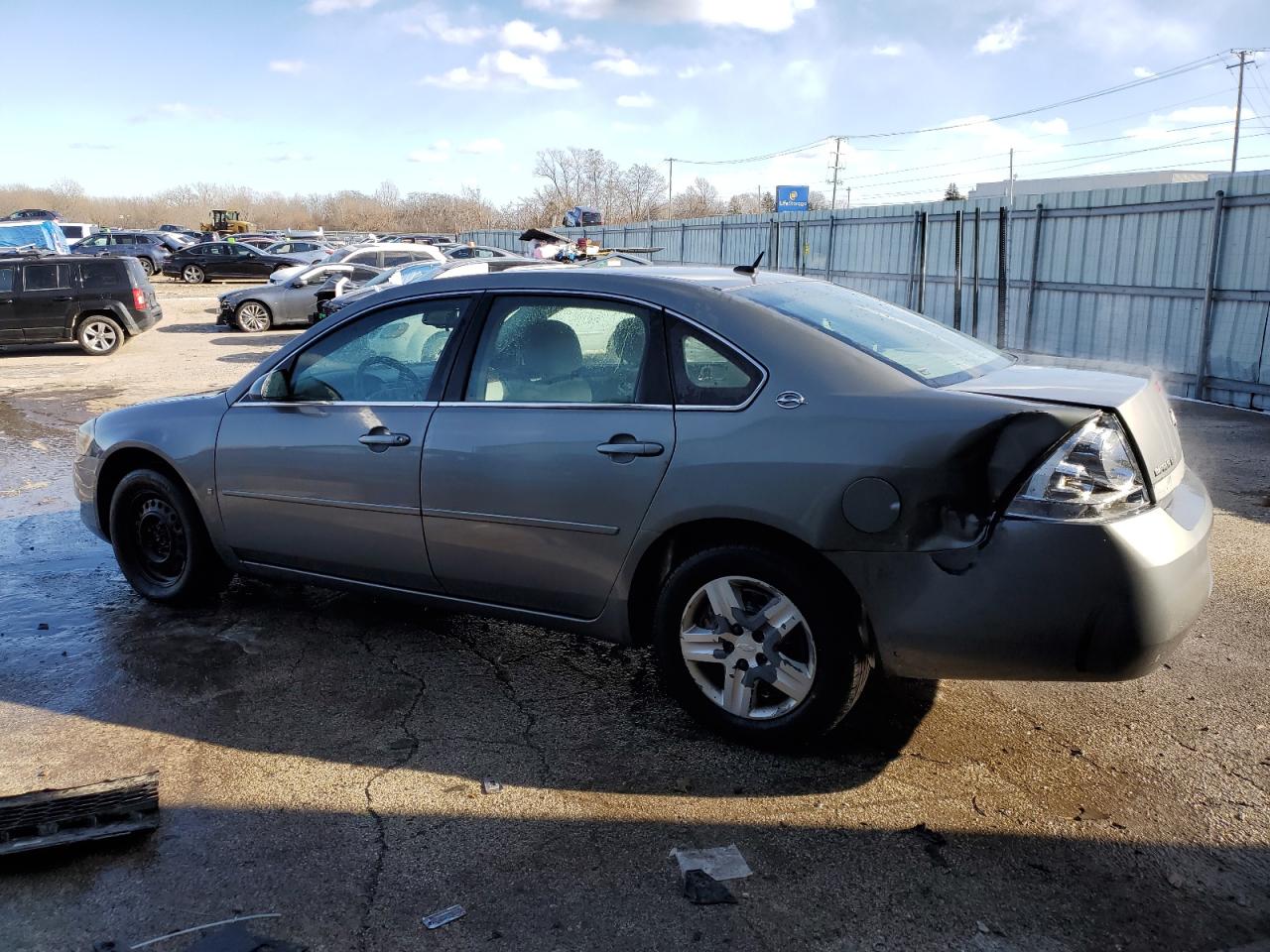 2006 Chevrolet Impala - Image 2
