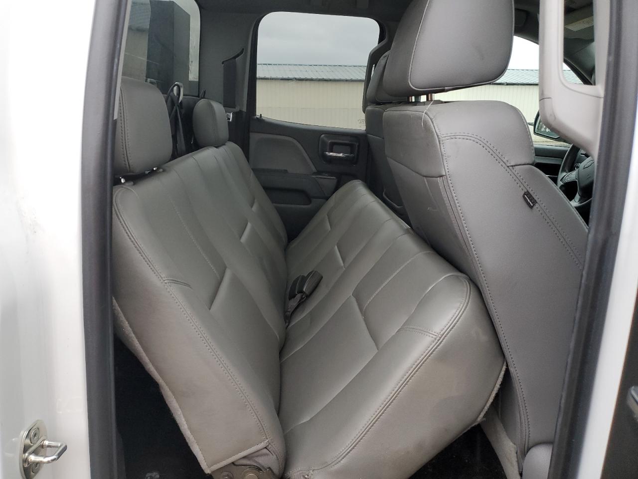 2018 Chevrolet Silverado - Image 10