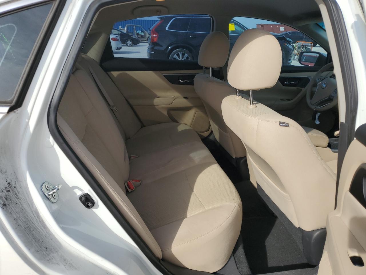 2015 Nissan Altima - Image 10
