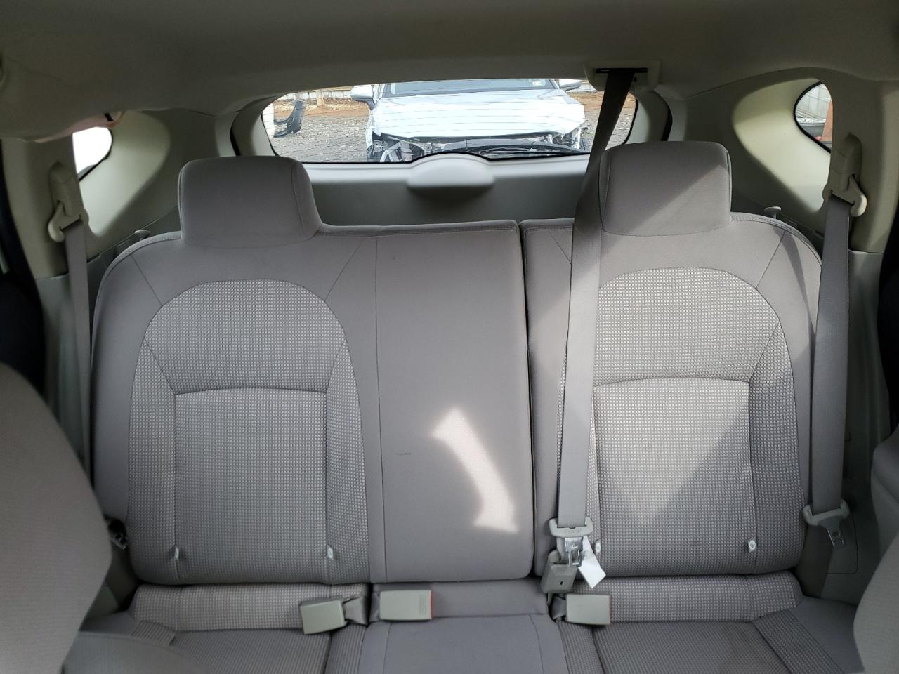 2010 Nissan Rogue - Image 10