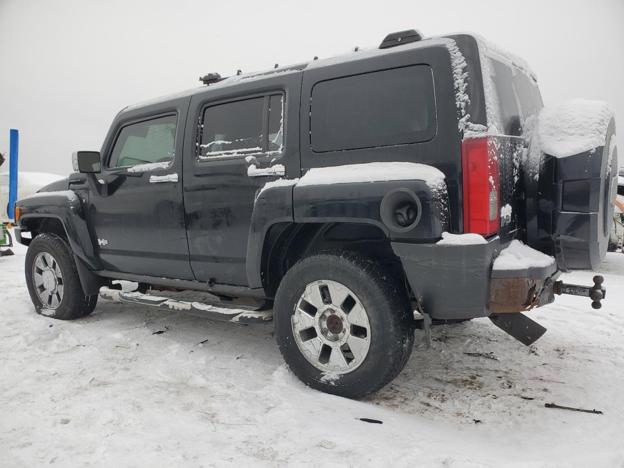2008 Hummer H3 - Image 2