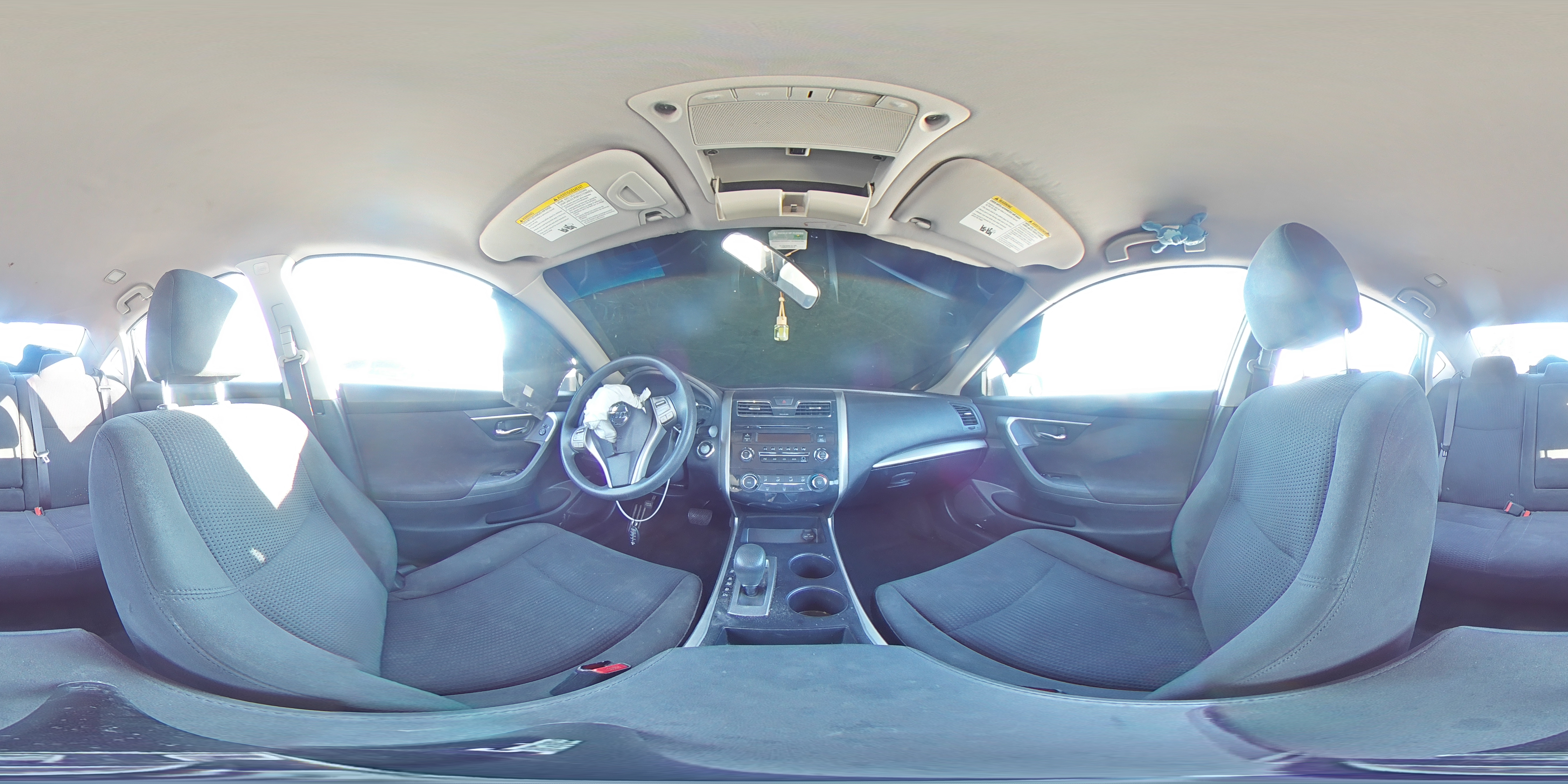 2015 Nissan Altima - Image 14