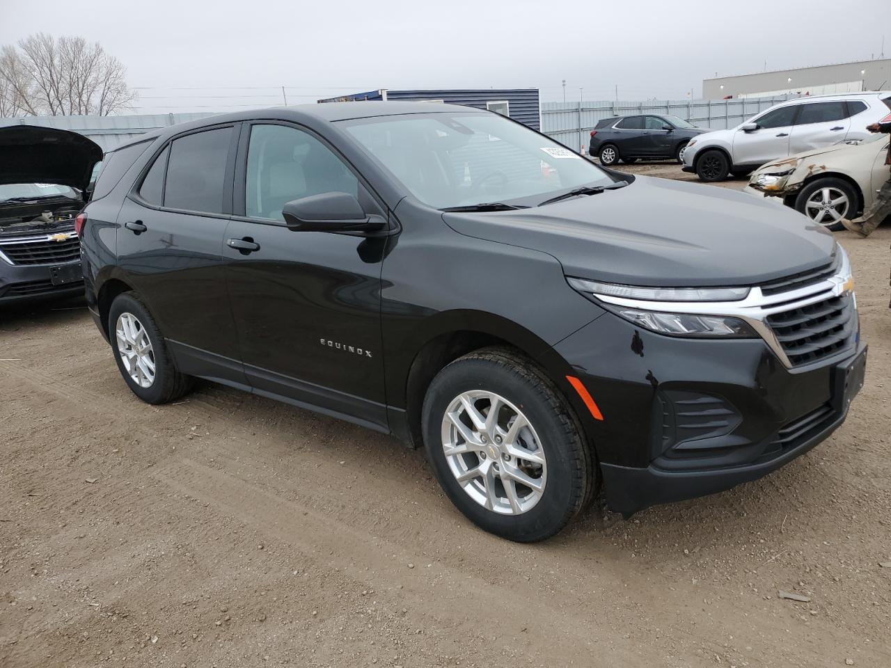 2022 Chevrolet Equinox - Image 4