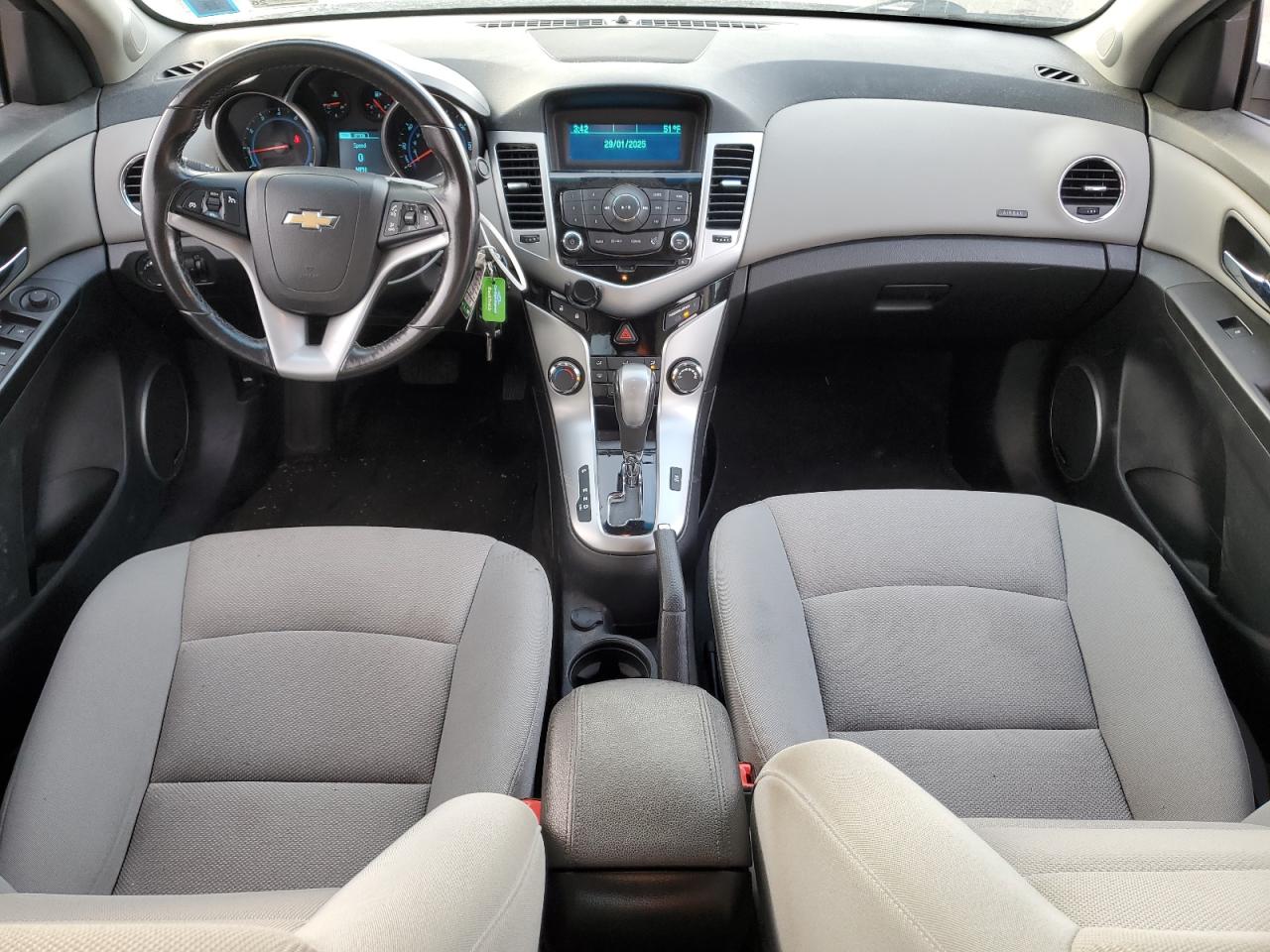 2014 Chevrolet Cruze - Image 8