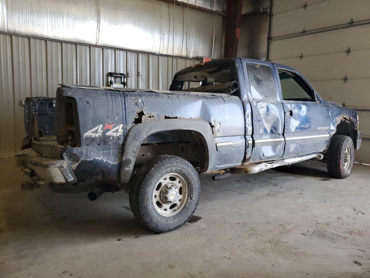 2002 Chevrolet Silverado - Image 3
