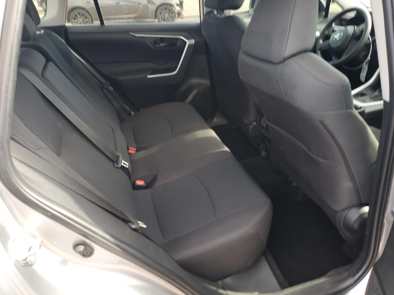 2024 Toyota RAV 4 - Image 10