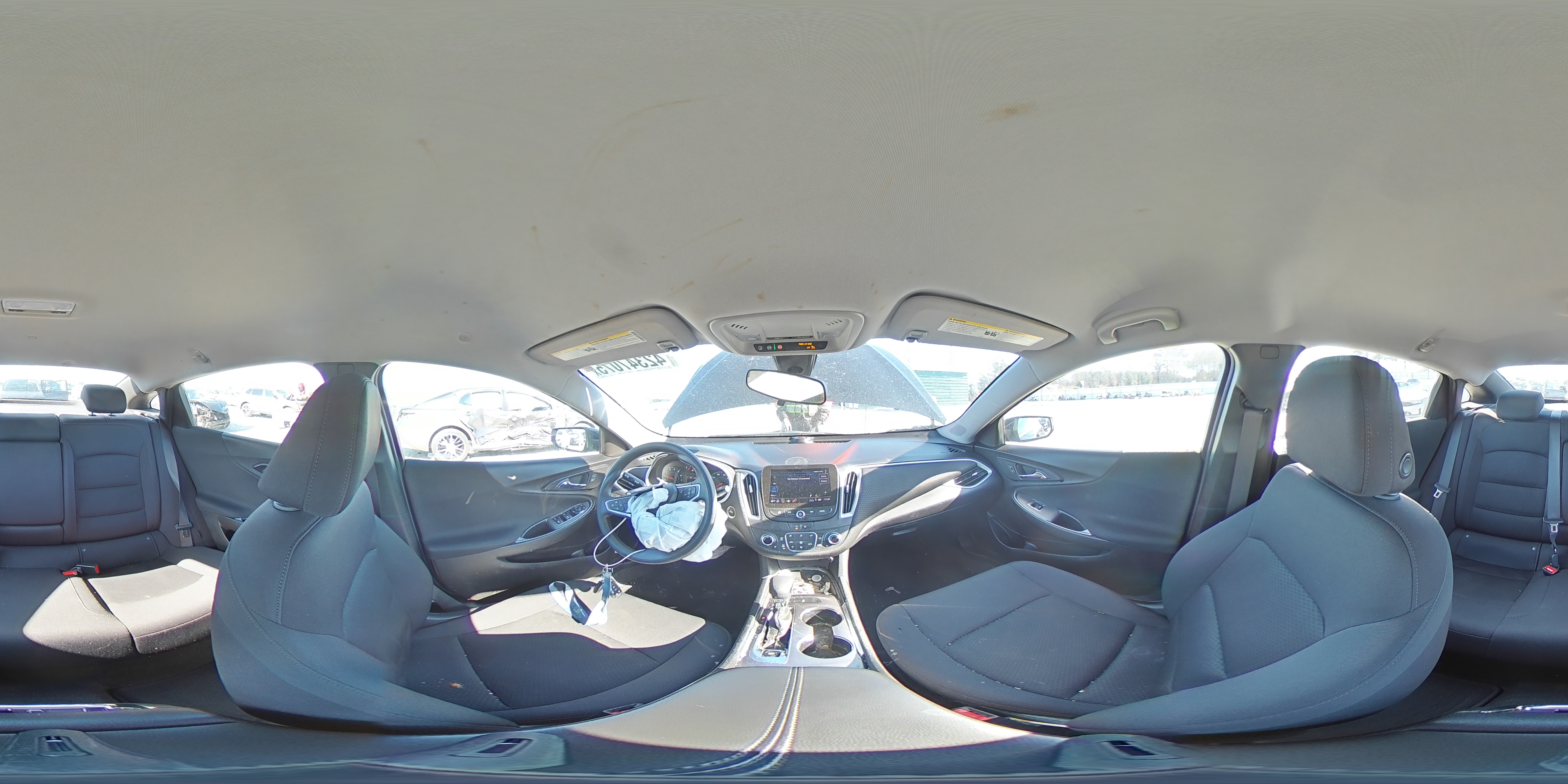 2022 Chevrolet Malibu - Image 13