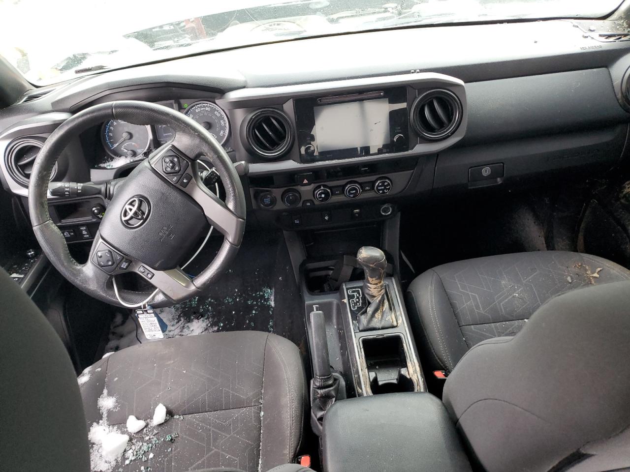 2016 Toyota Tacoma - Image 8