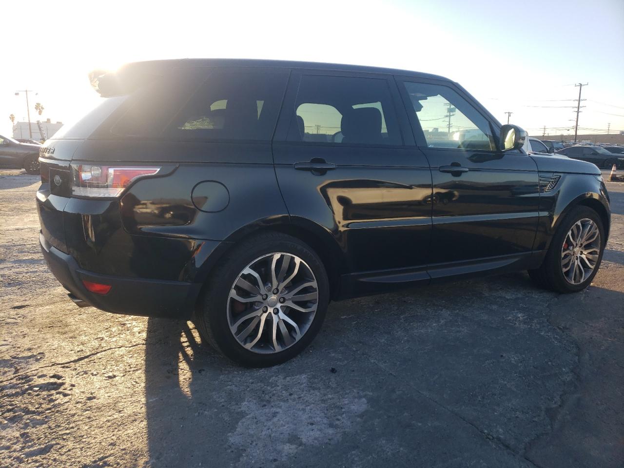 2014 Land Rover Range Rover - Image 3