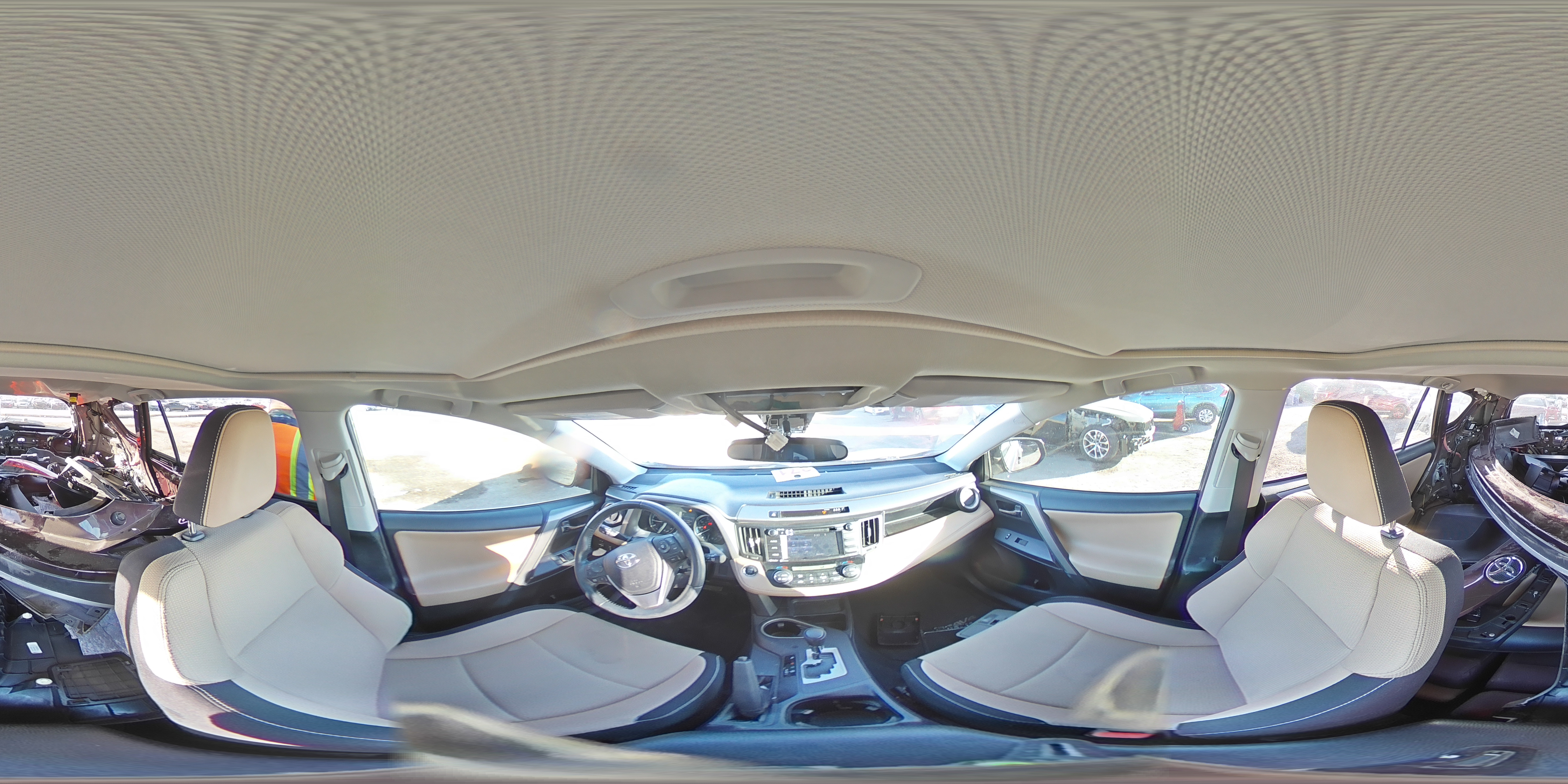2018 Toyota RAV 4 - Image 13