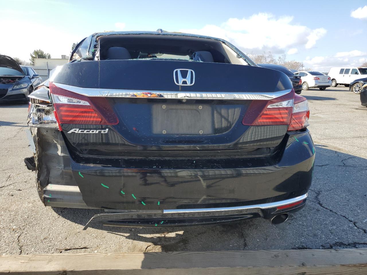 2016 Honda Accord - Image 6