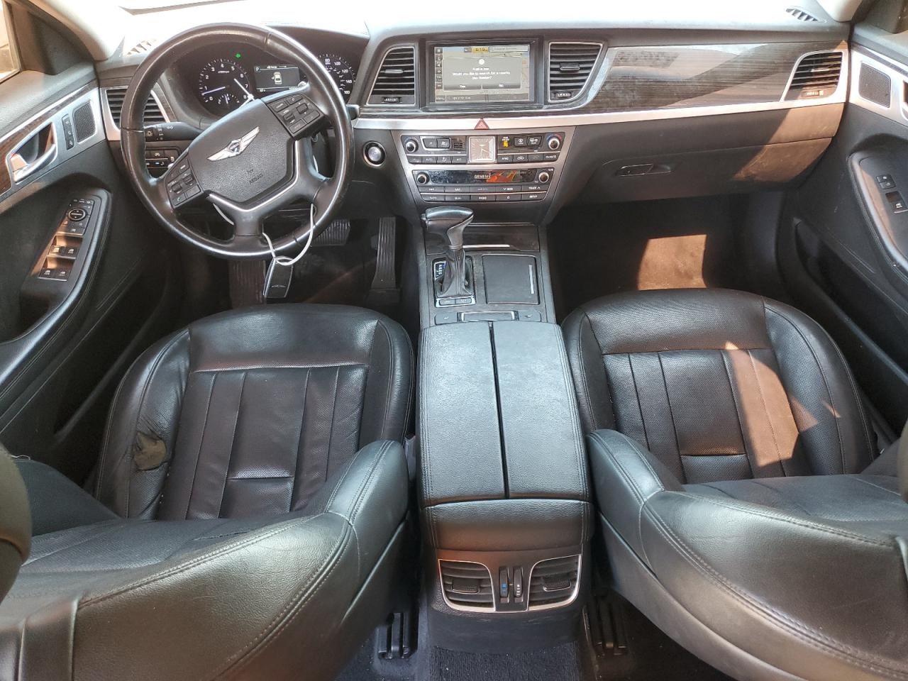 2019 Genesis G80 - Image 8