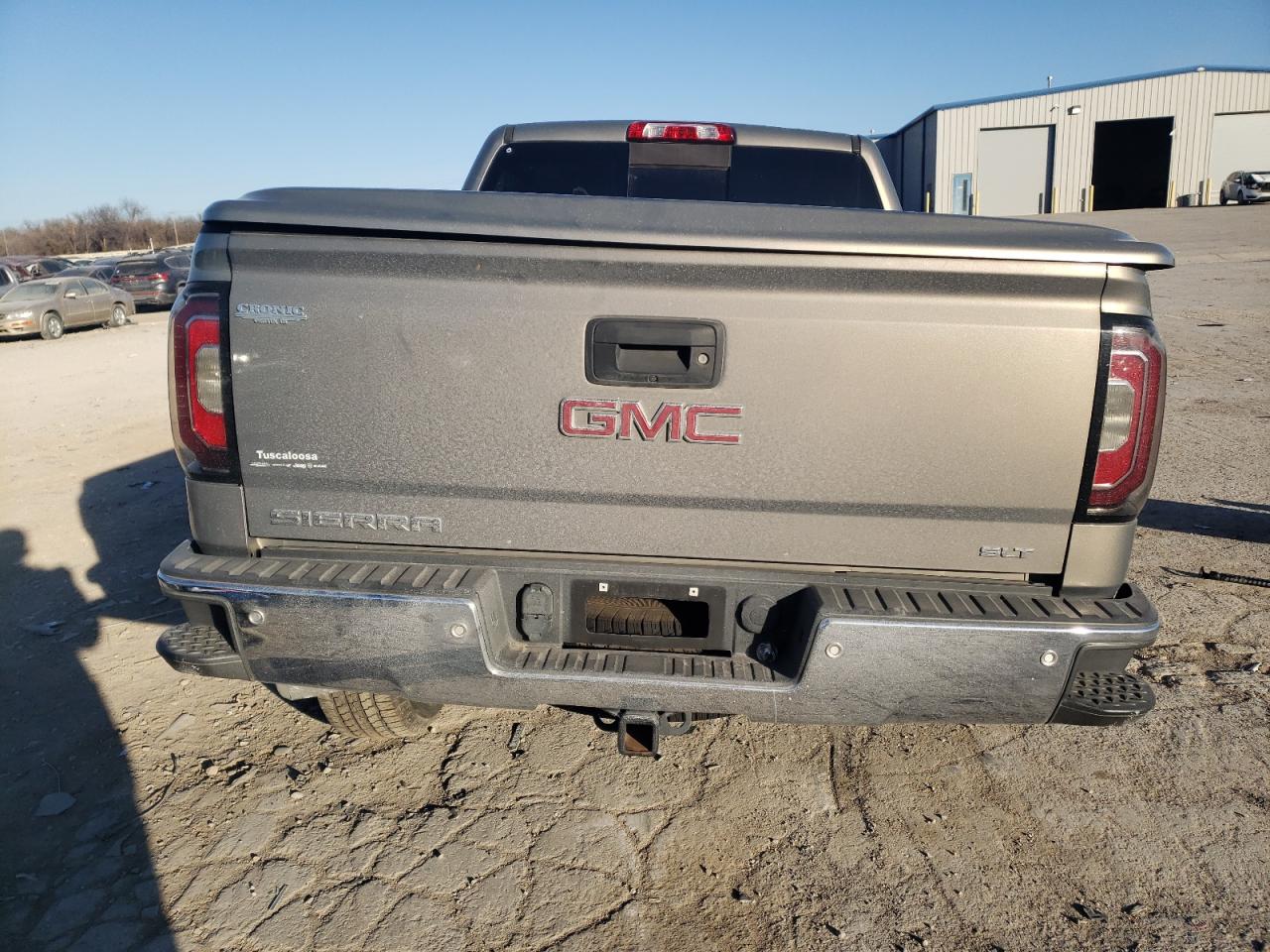 2017 GMC Sierra - Image 6