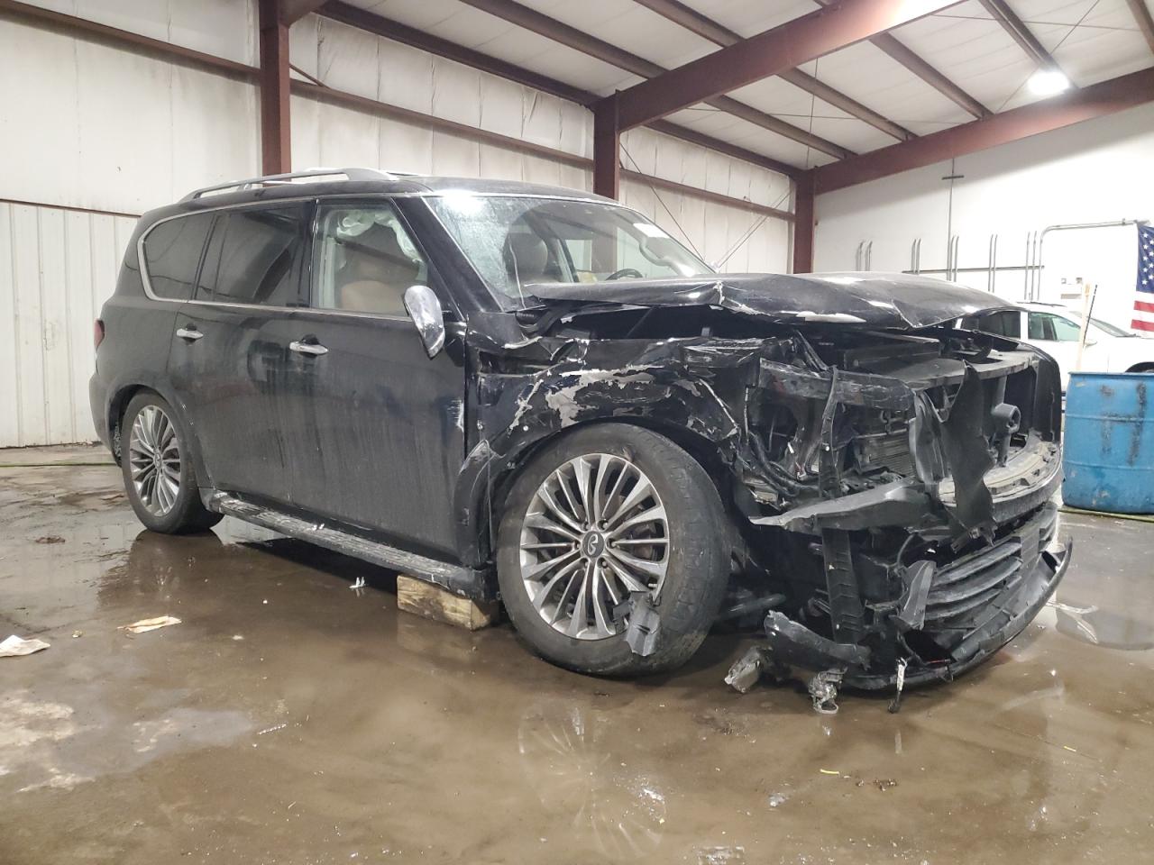 2019 Infiniti QX80 - Image 4