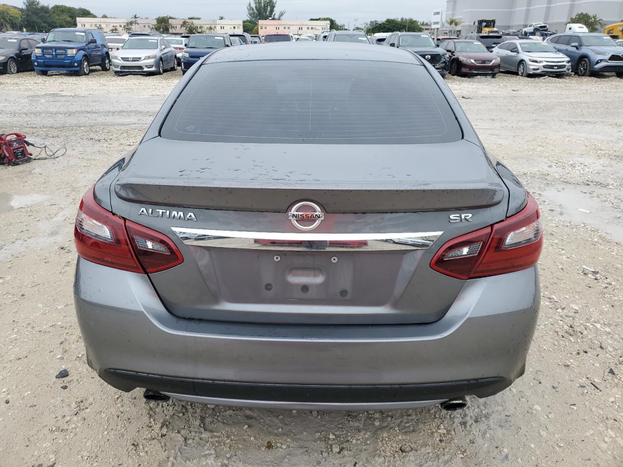 2017 Nissan Altima - Image 6