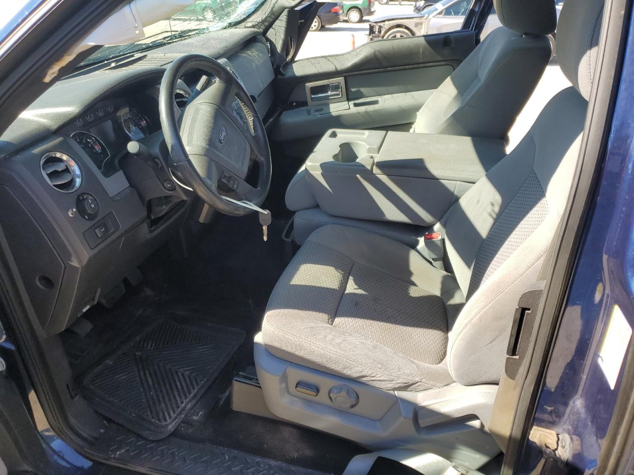 2011 Ford F-150 - Image 7