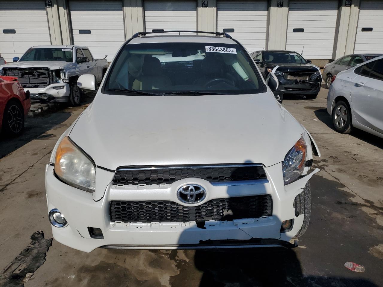 2010 Toyota RAV 4 - Image 5