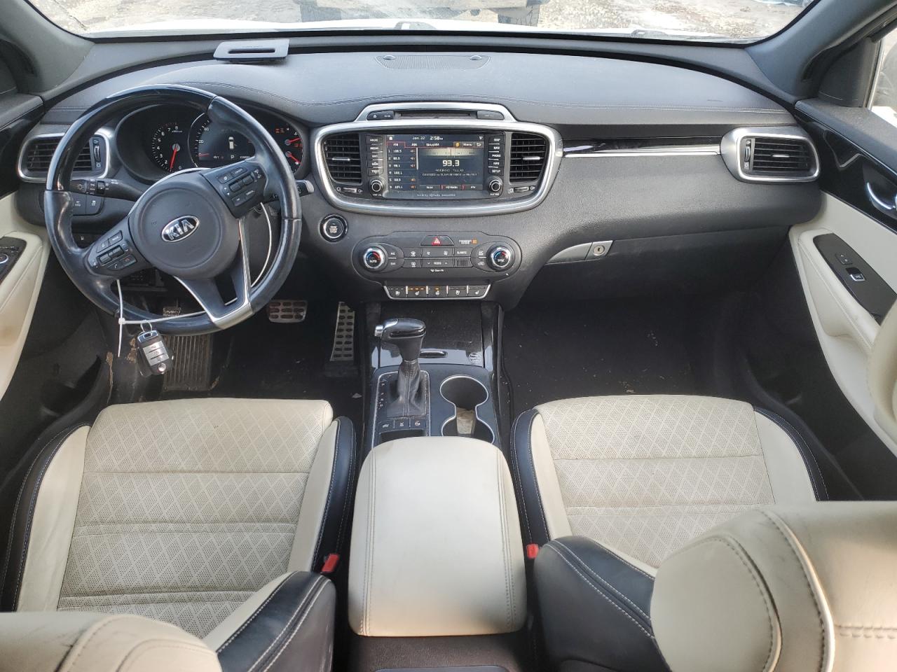 2016 Kia Sorento - Image 8