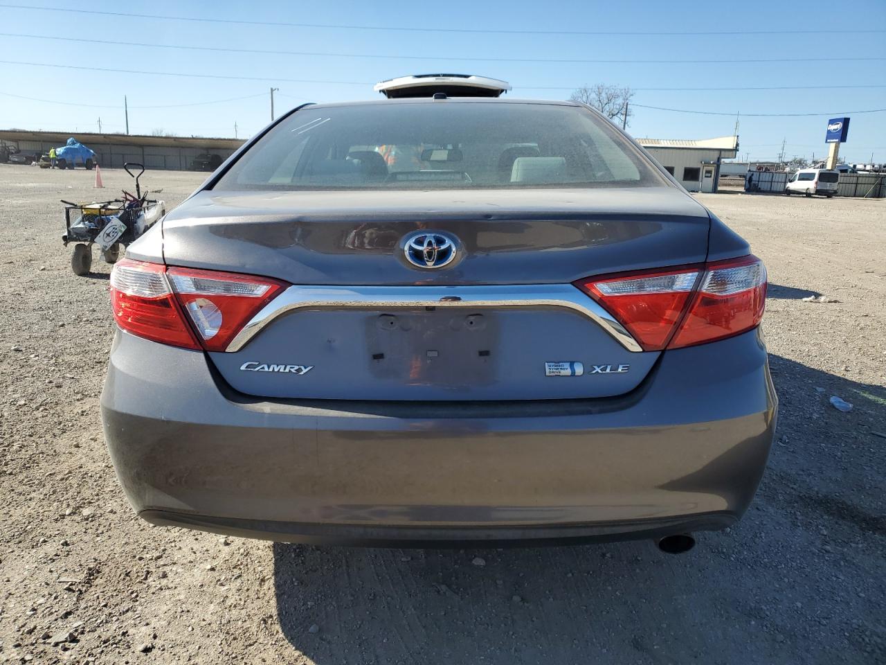 2016 Toyota Camry - Image 6