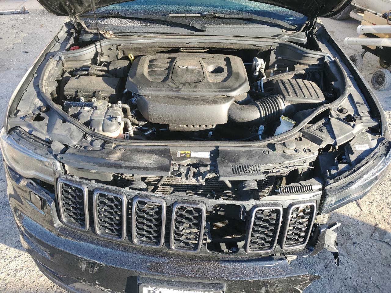2019 Jeep Grand Cherokee - Image 14