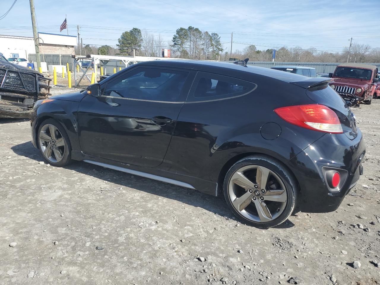 2013 Hyundai Veloster - Image 2
