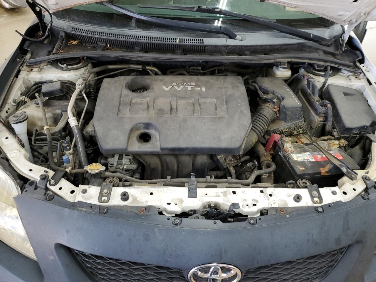 2010 Toyota Corolla - Image 12