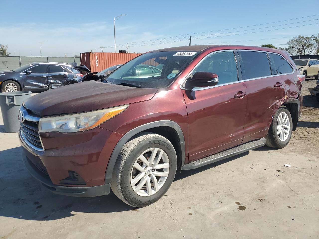 2014 Toyota Highlander - Image 1