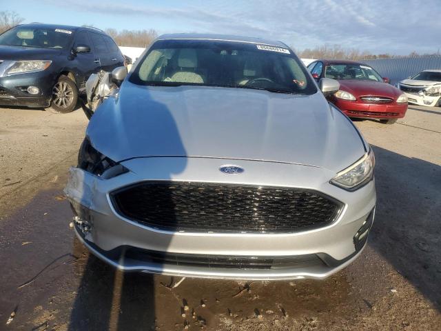  FORD FUSION 2019 Srebrny