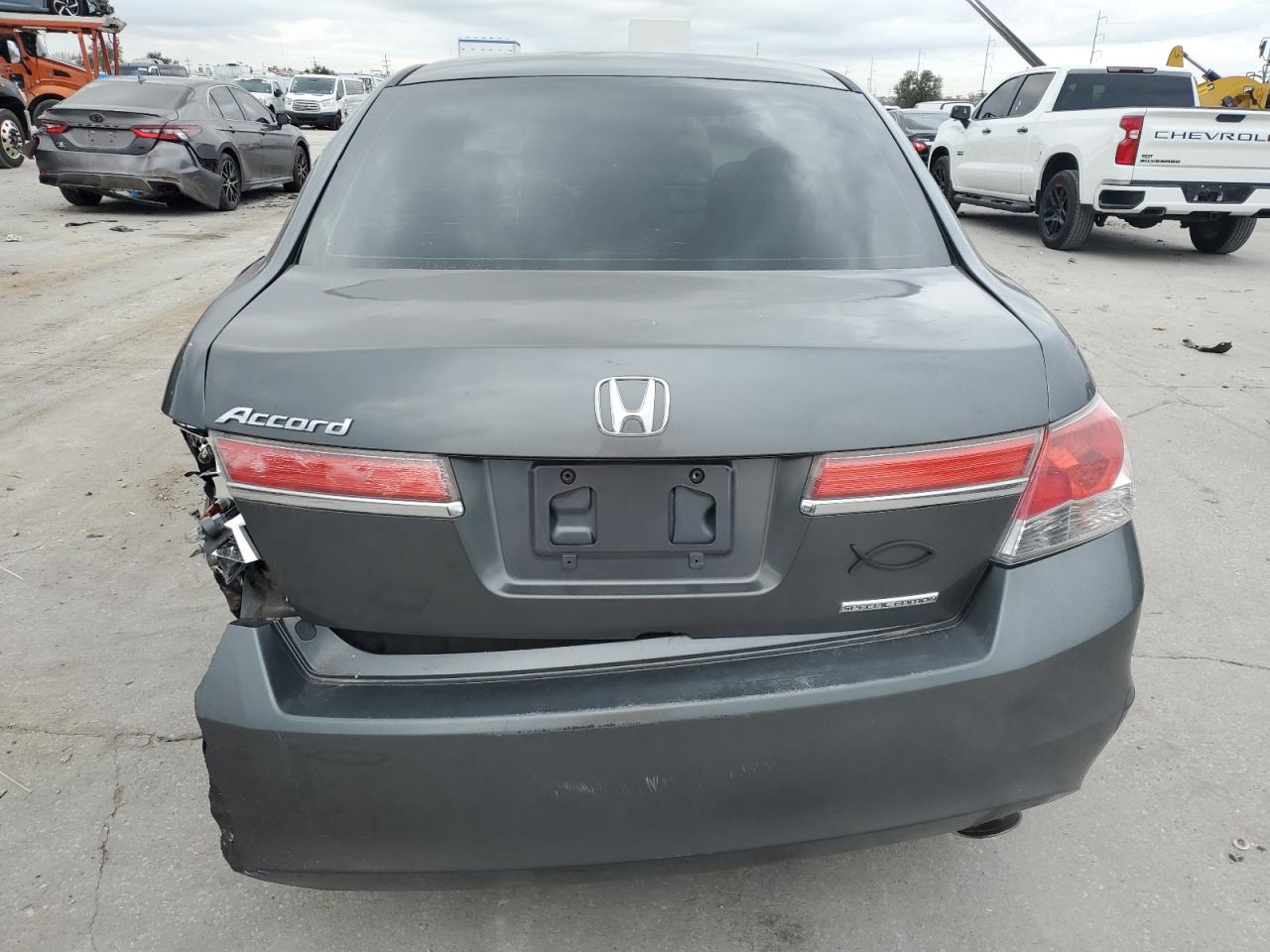 2012 Honda Accord - Image 6