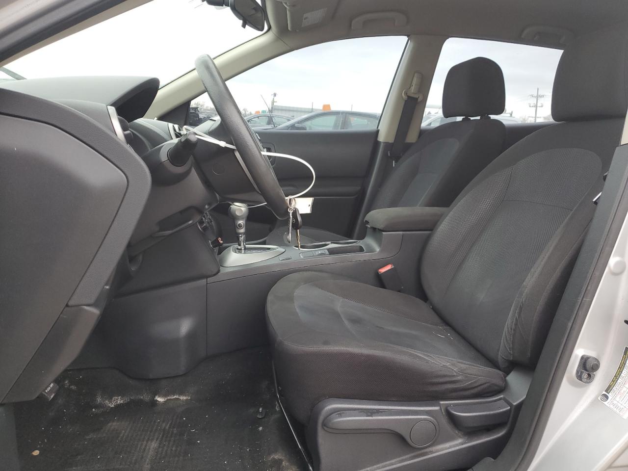 2012 Nissan Rogue - Image 7