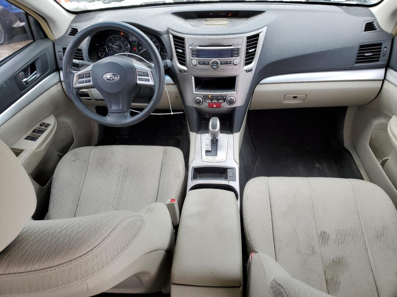 2012 Subaru Outback - Image 8