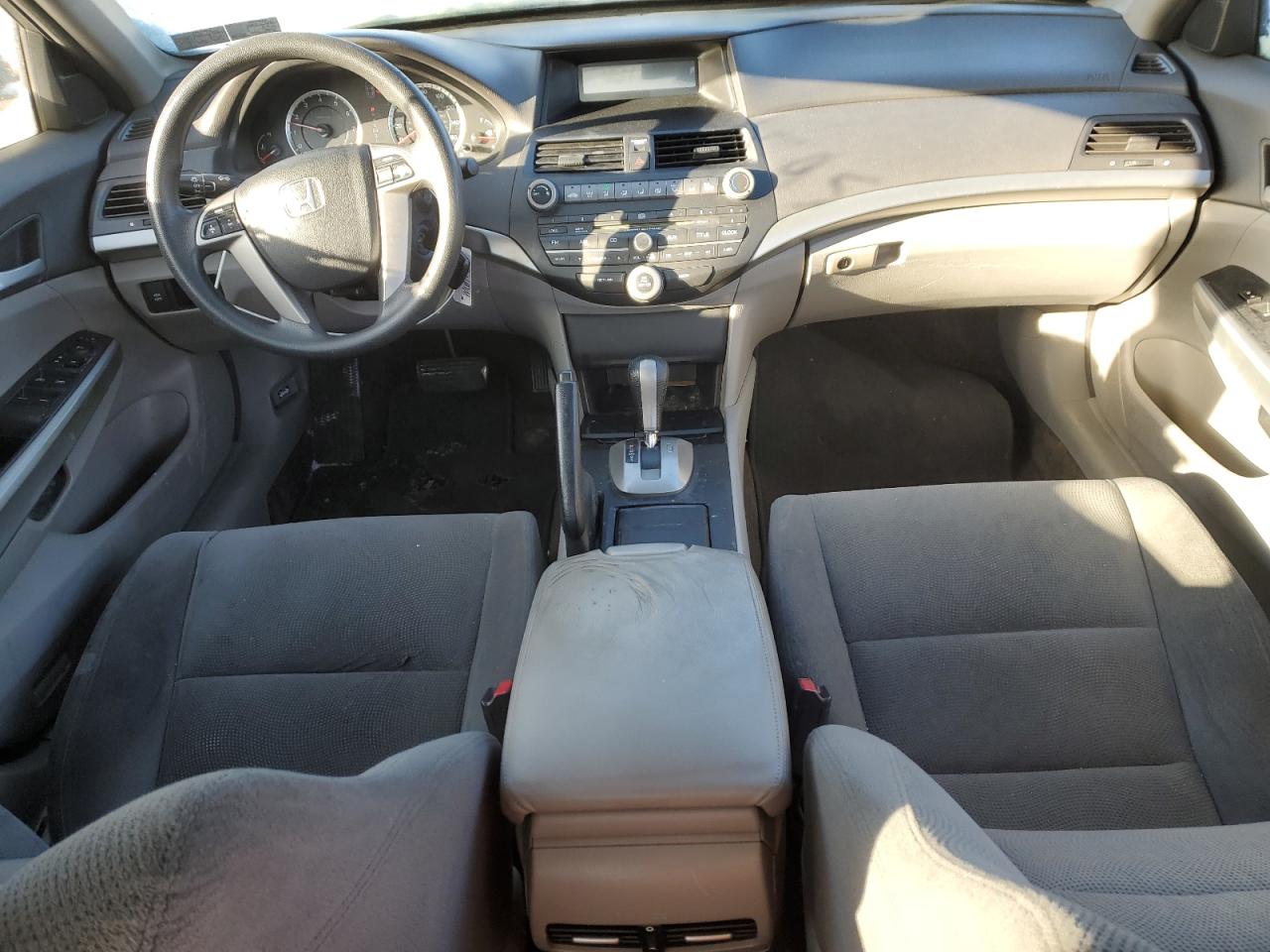 2010 Honda Accord - Image 8