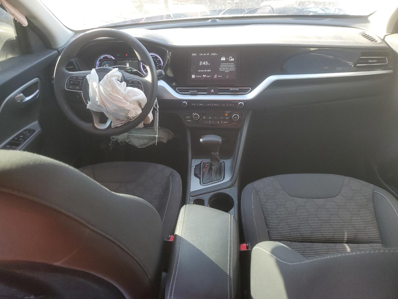 2020 Kia Niro - Image 8
