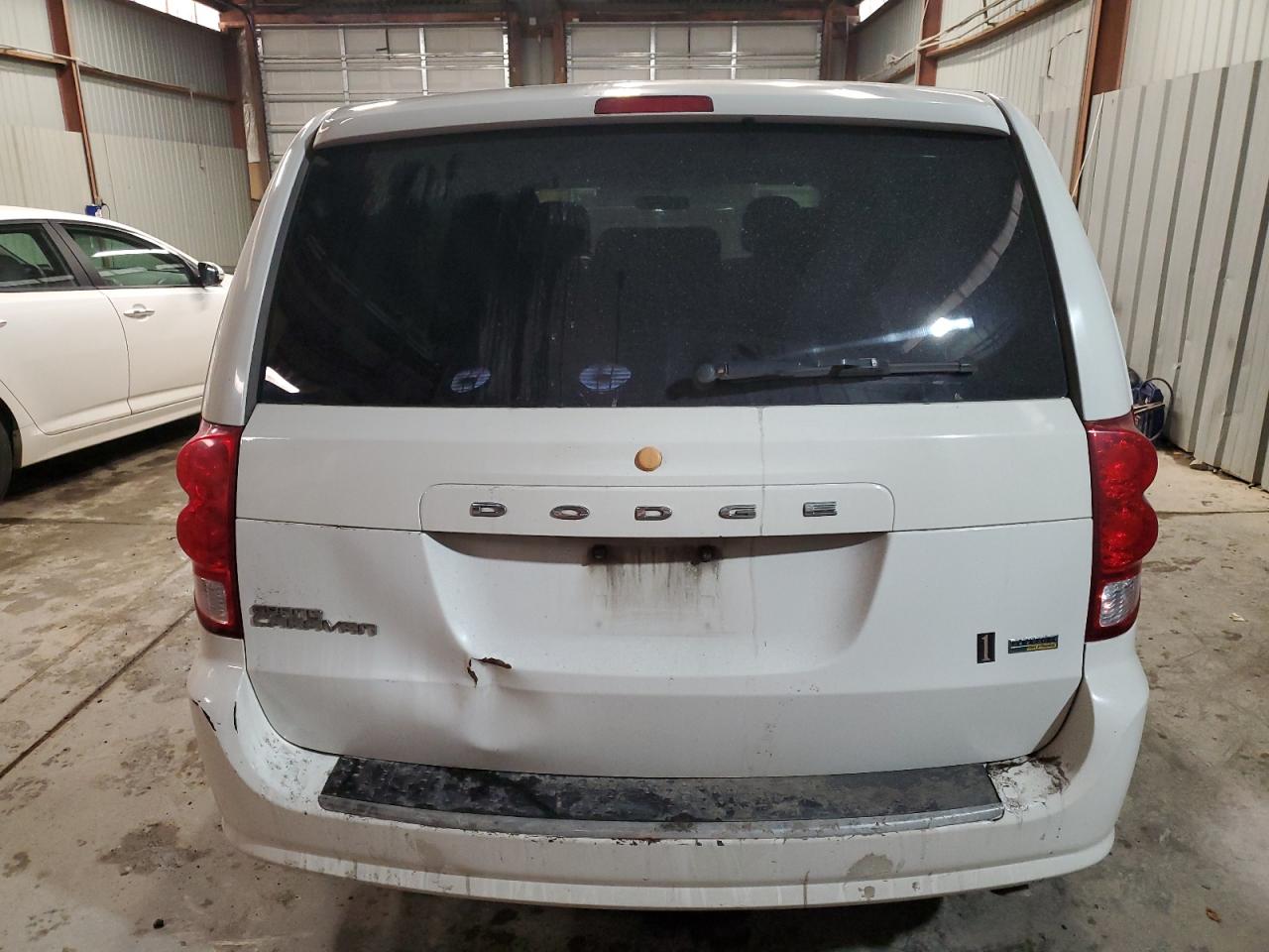 2012 Dodge Caravan - Image 6