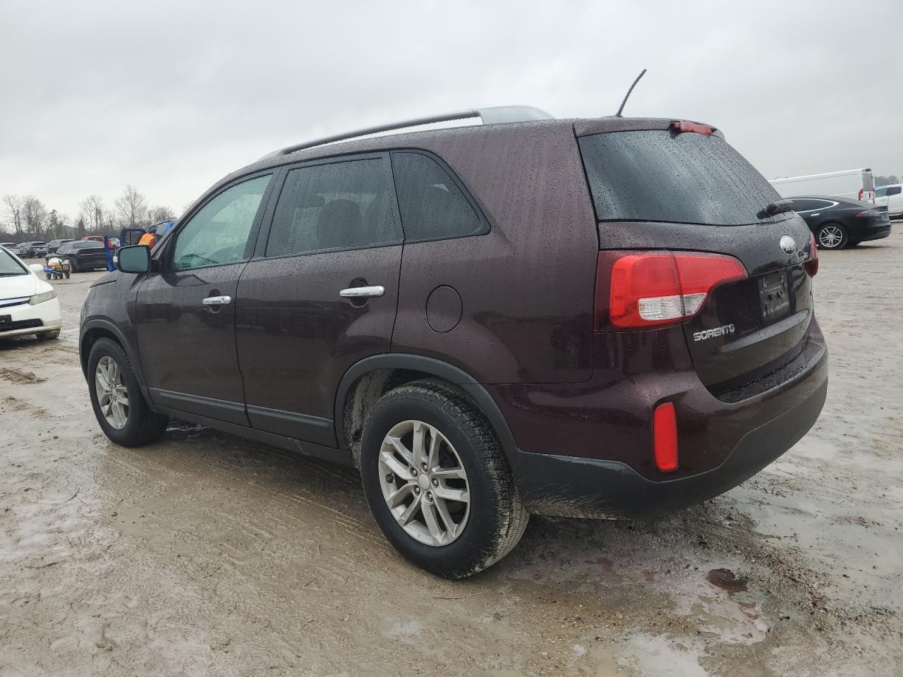 2014 Kia Sorento - Image 2