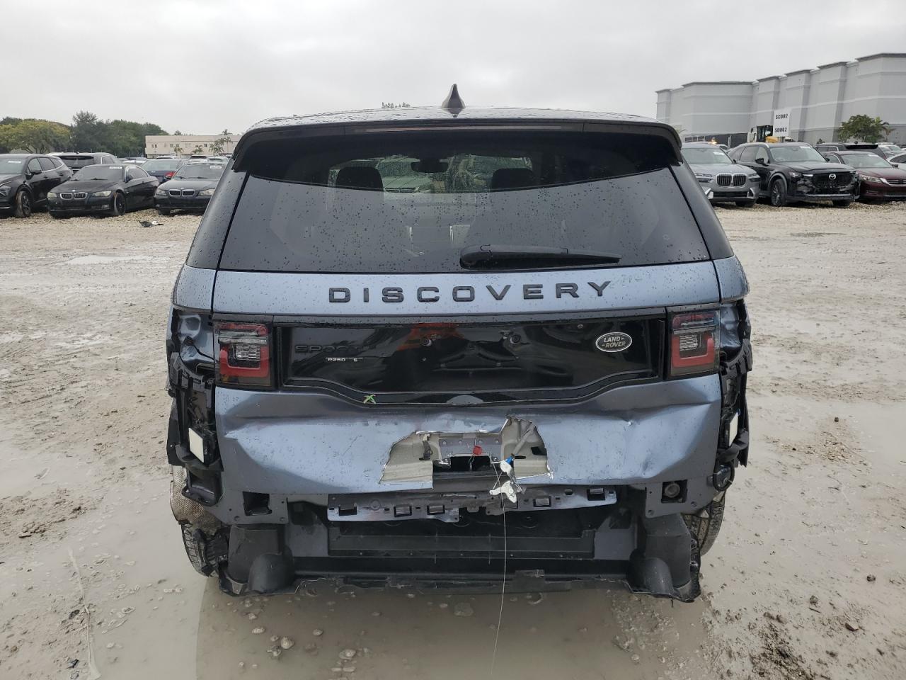 2020 Land Rover Discovery - Image 6