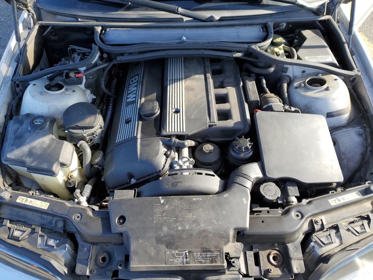 2005 BMW 330 Xi VIN: WBAEW53425PN39053 Lot: 86833674