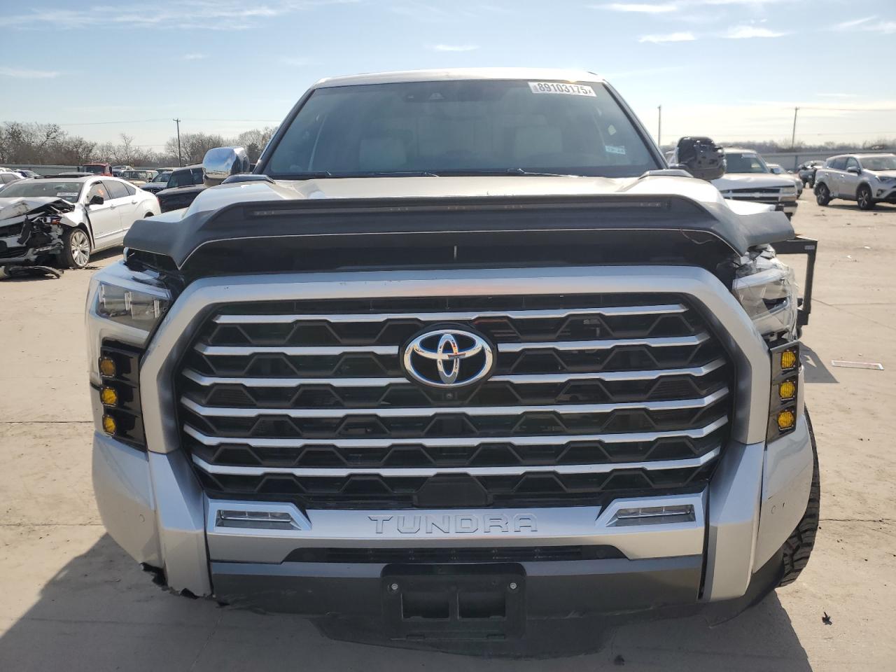 2023 Toyota Tundra - Image 5